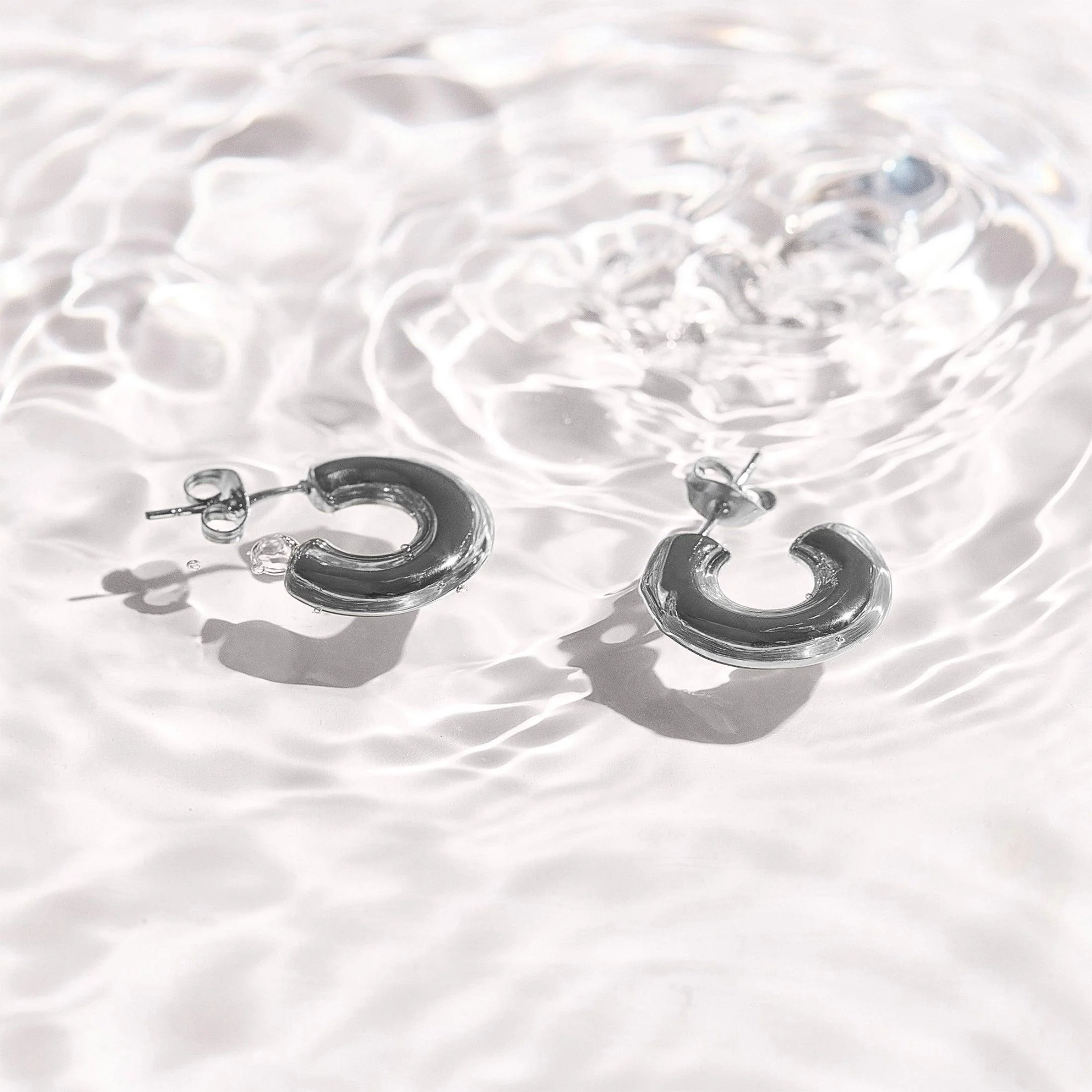 Chunky Curved Hoop Earrings - Image 5