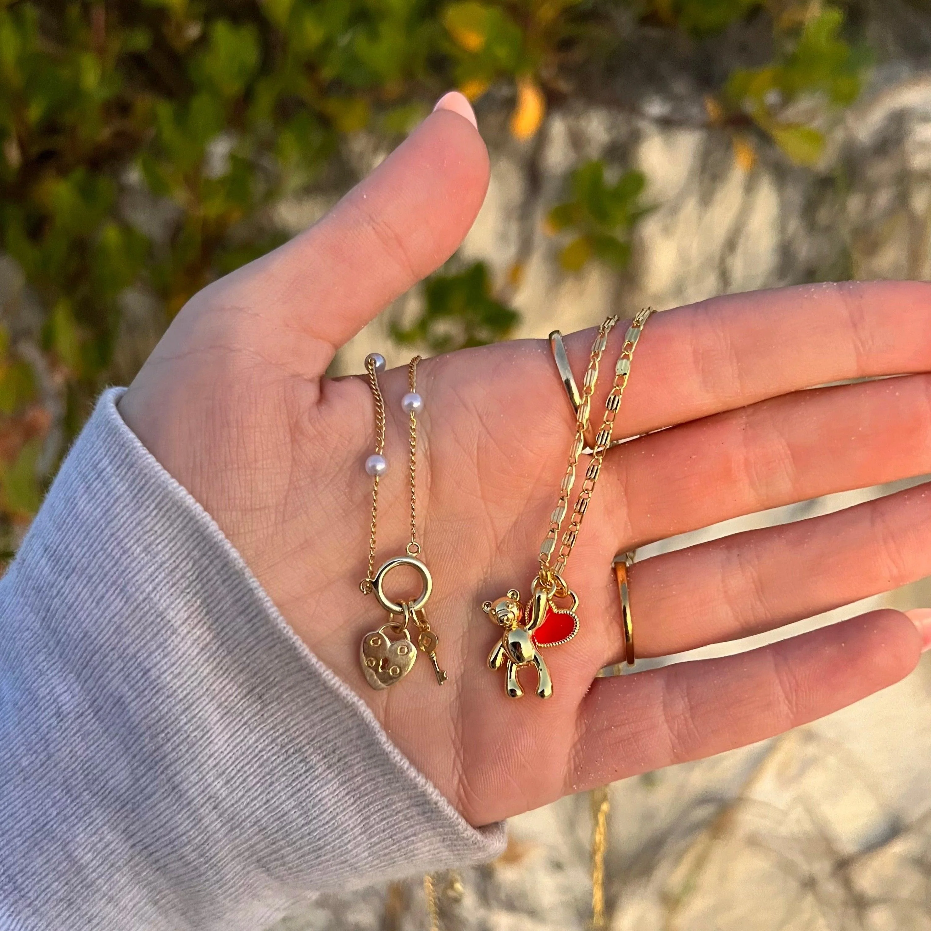 Heart & Hug Necklace - Image 6