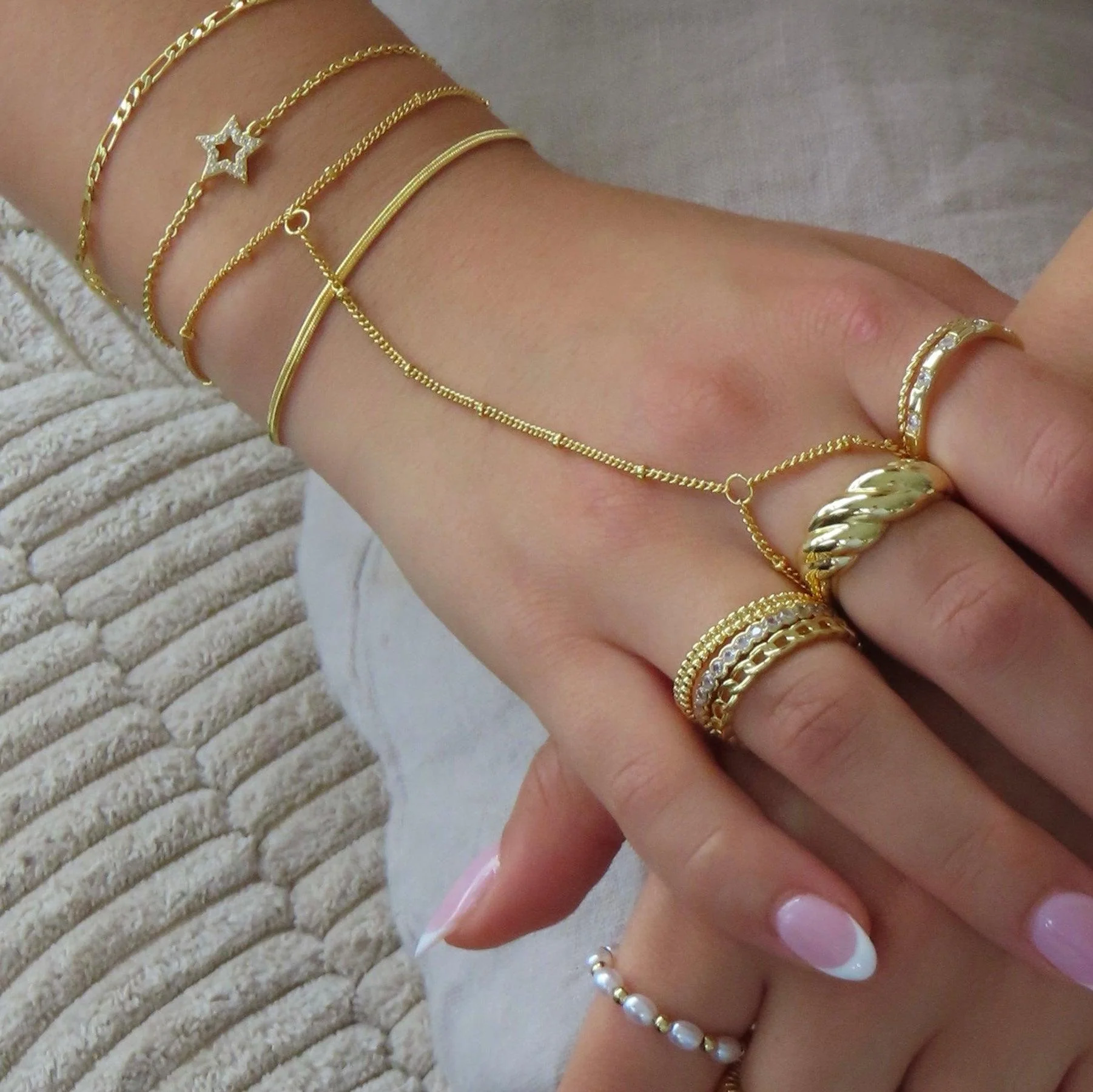 Corfu Hand Chain - Image 11