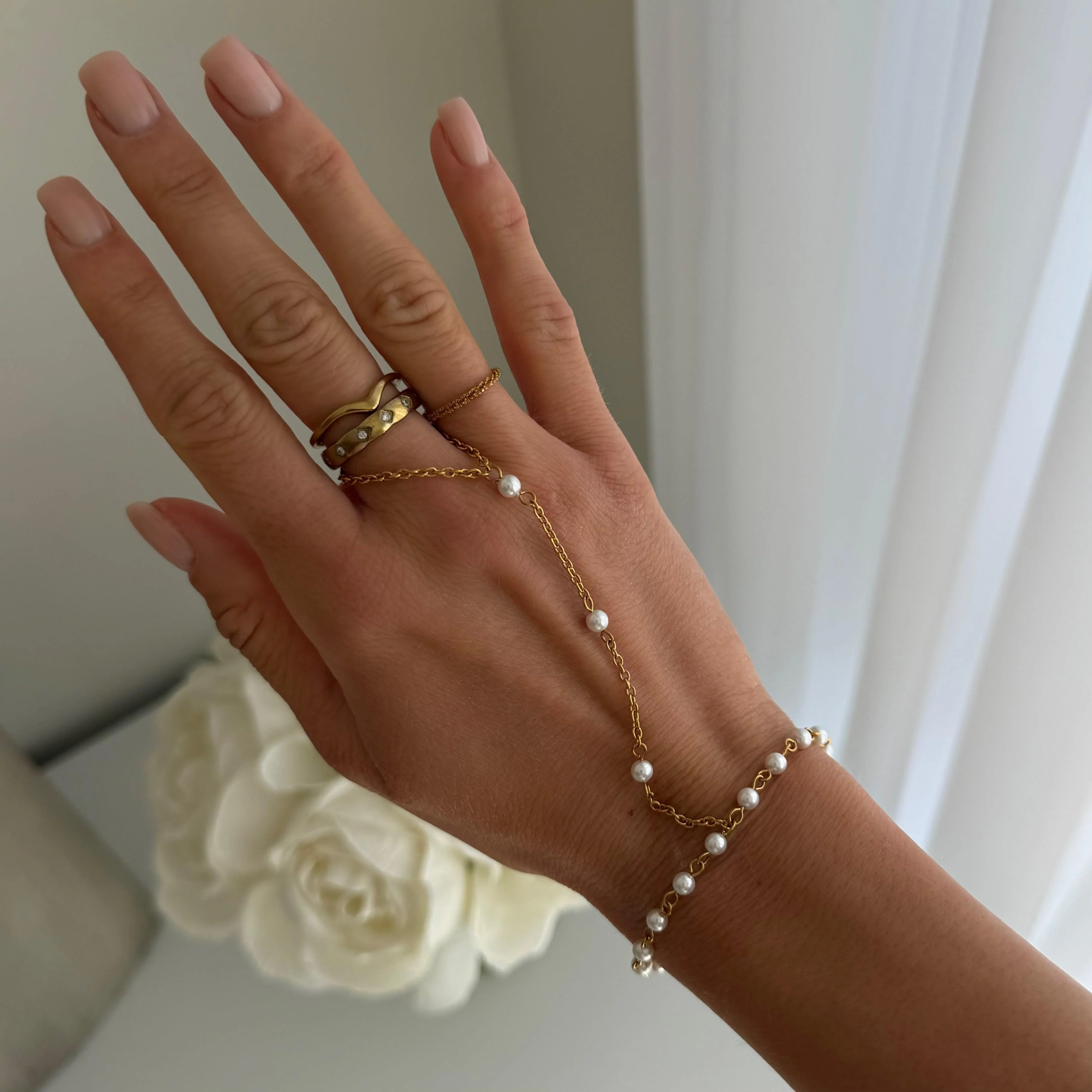 Daphne Hand Chain