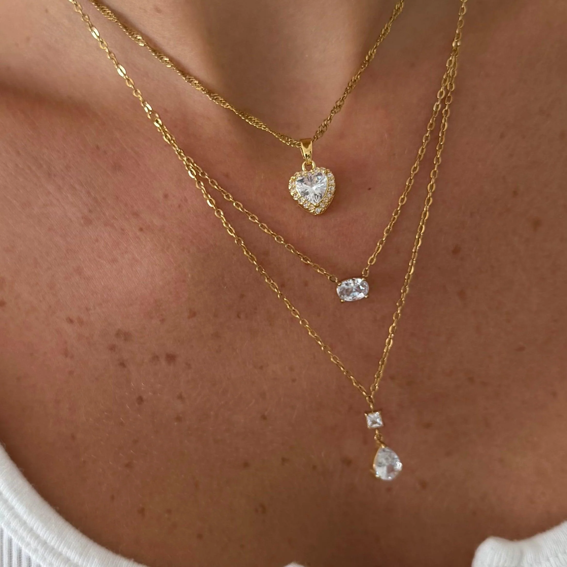 Glow Baby Necklace - Image 3