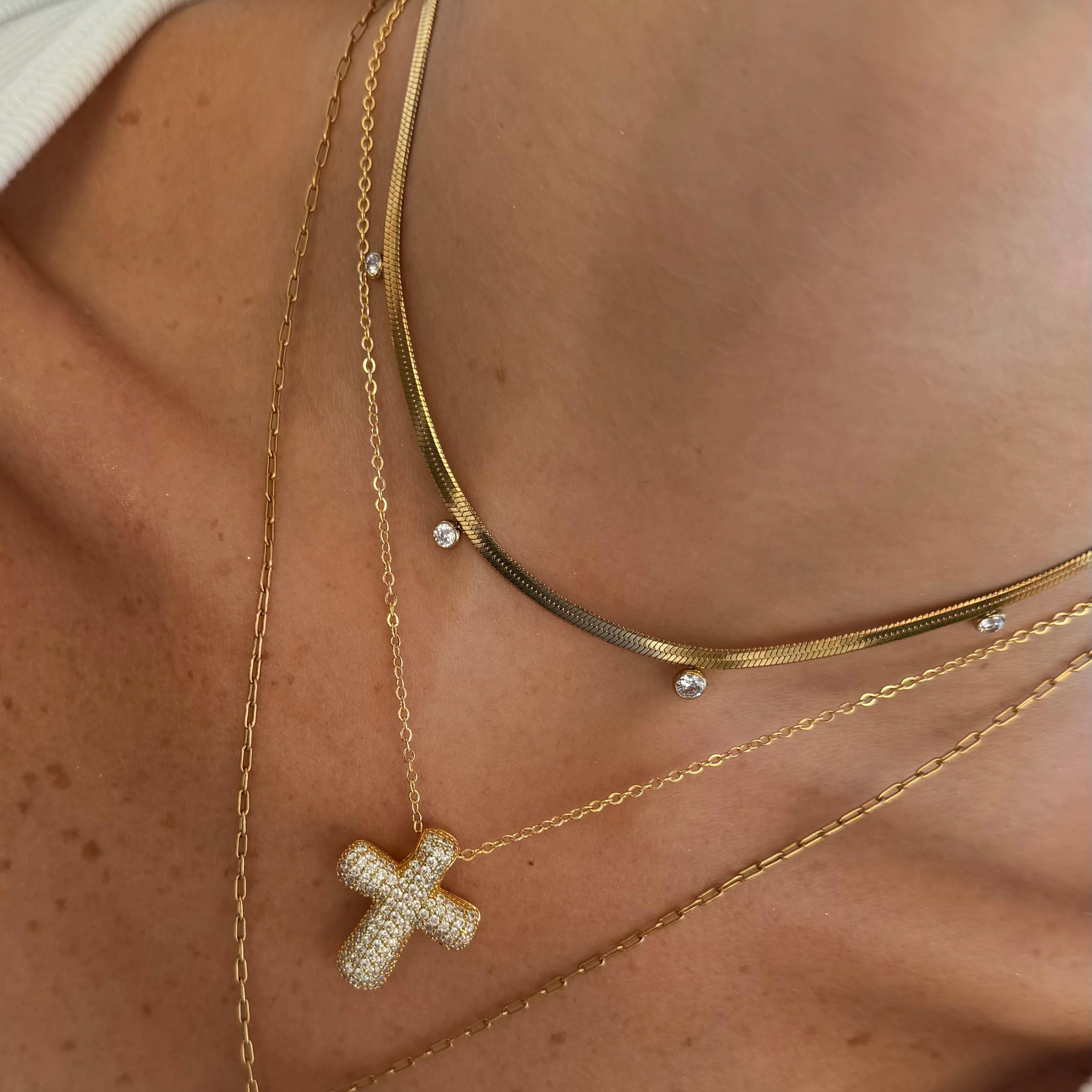Glow Dots Choker Necklace - Image 5