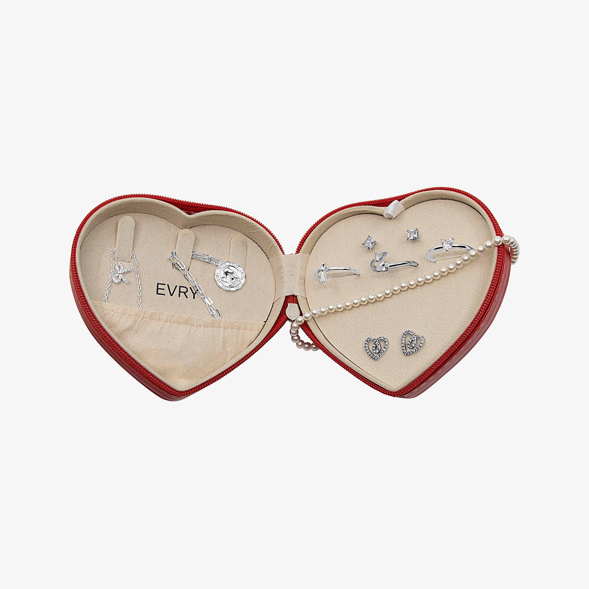 Heart-Shaped Travel Jewelry Case - Image 7
