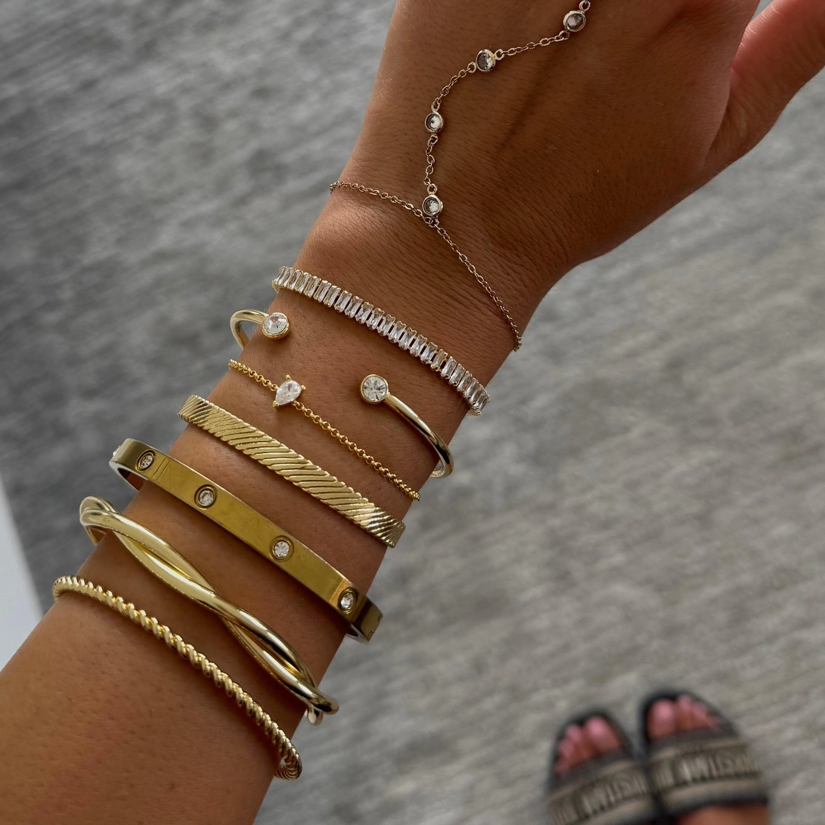 Intertwined Bangle - Image 2