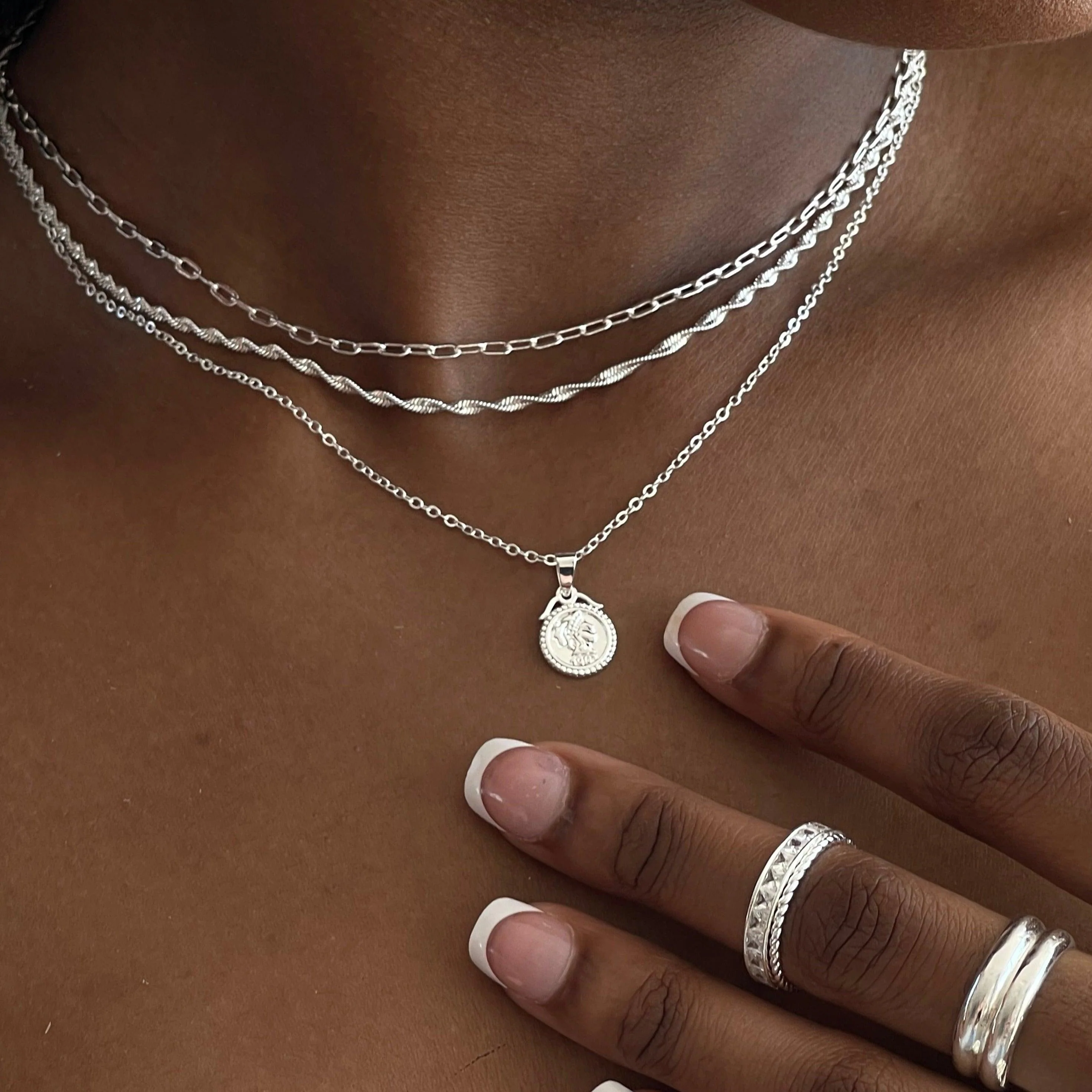 It's Vintage Necklace - Image 4