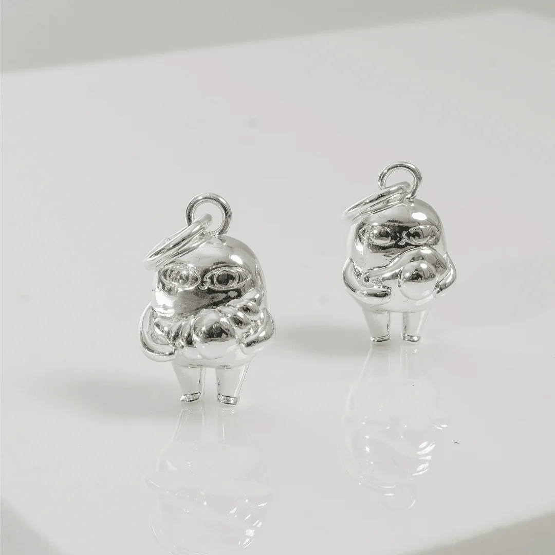 Ketnipz Bean Croissant Charm - Image 3