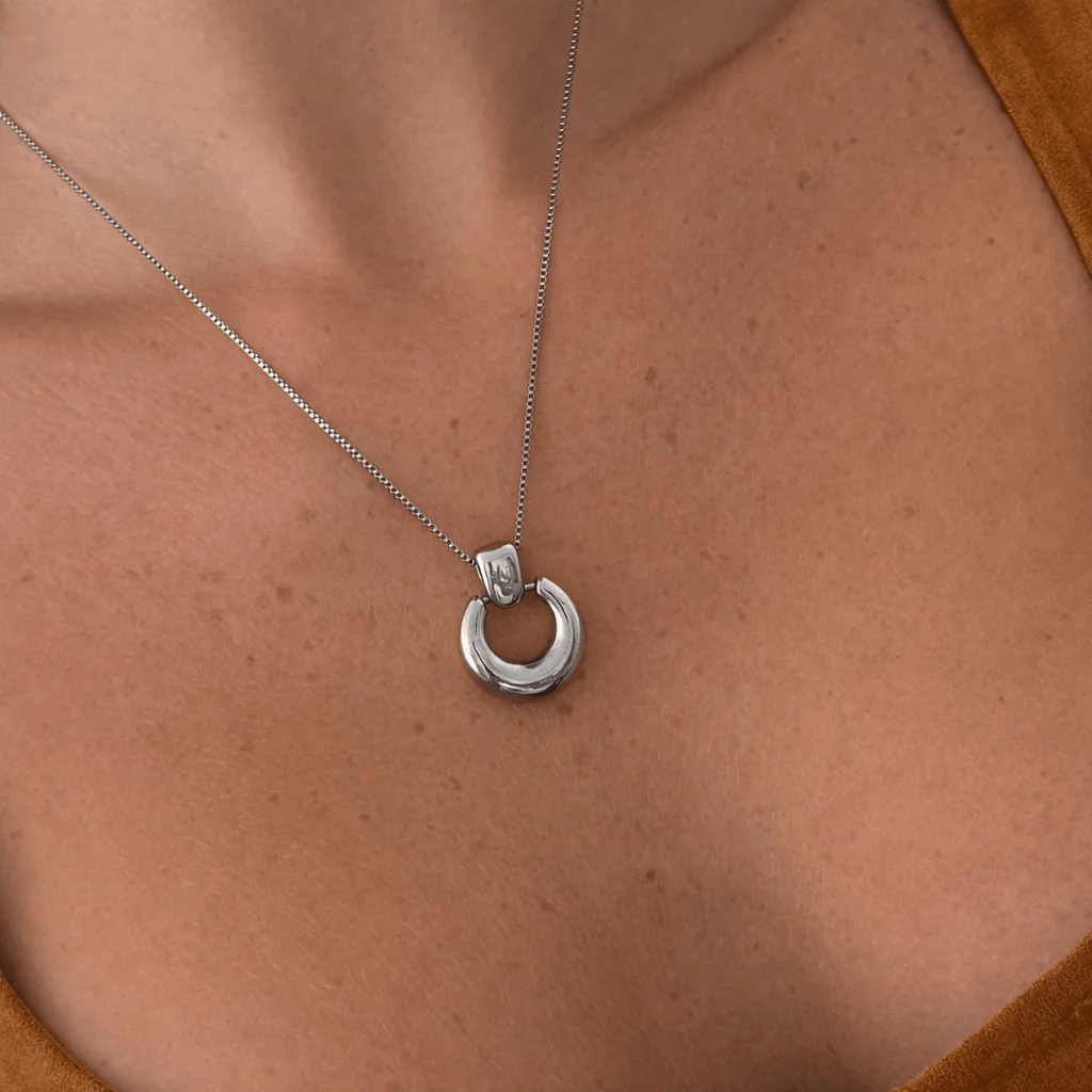 Lorelai Necklace - Image 11
