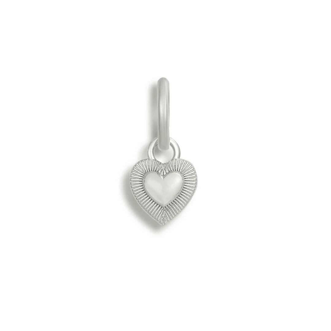 Love Me Charm - Image 2