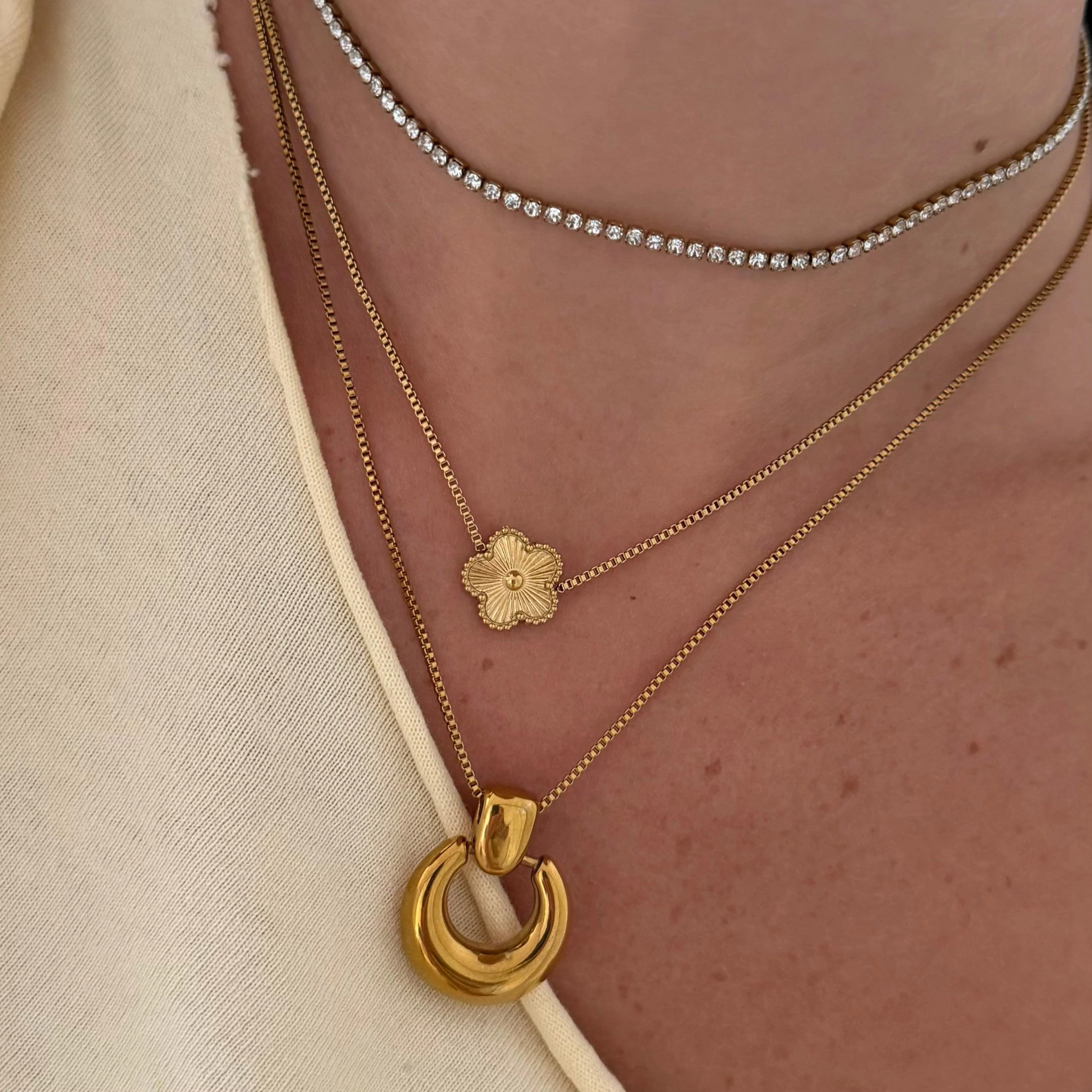 Lucky Bloom Necklace - Image 2