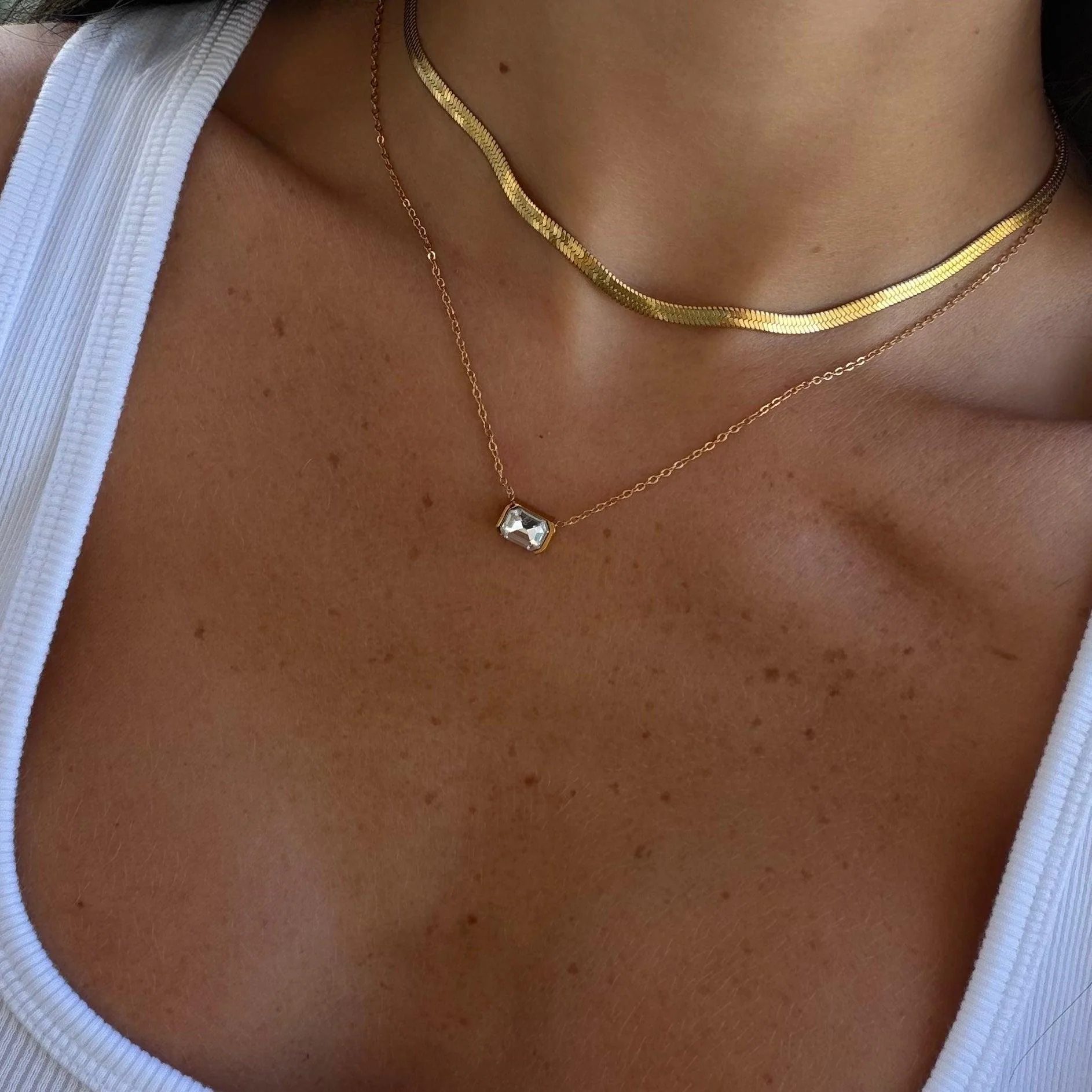 Noa Birthstone Necklace - Image 4