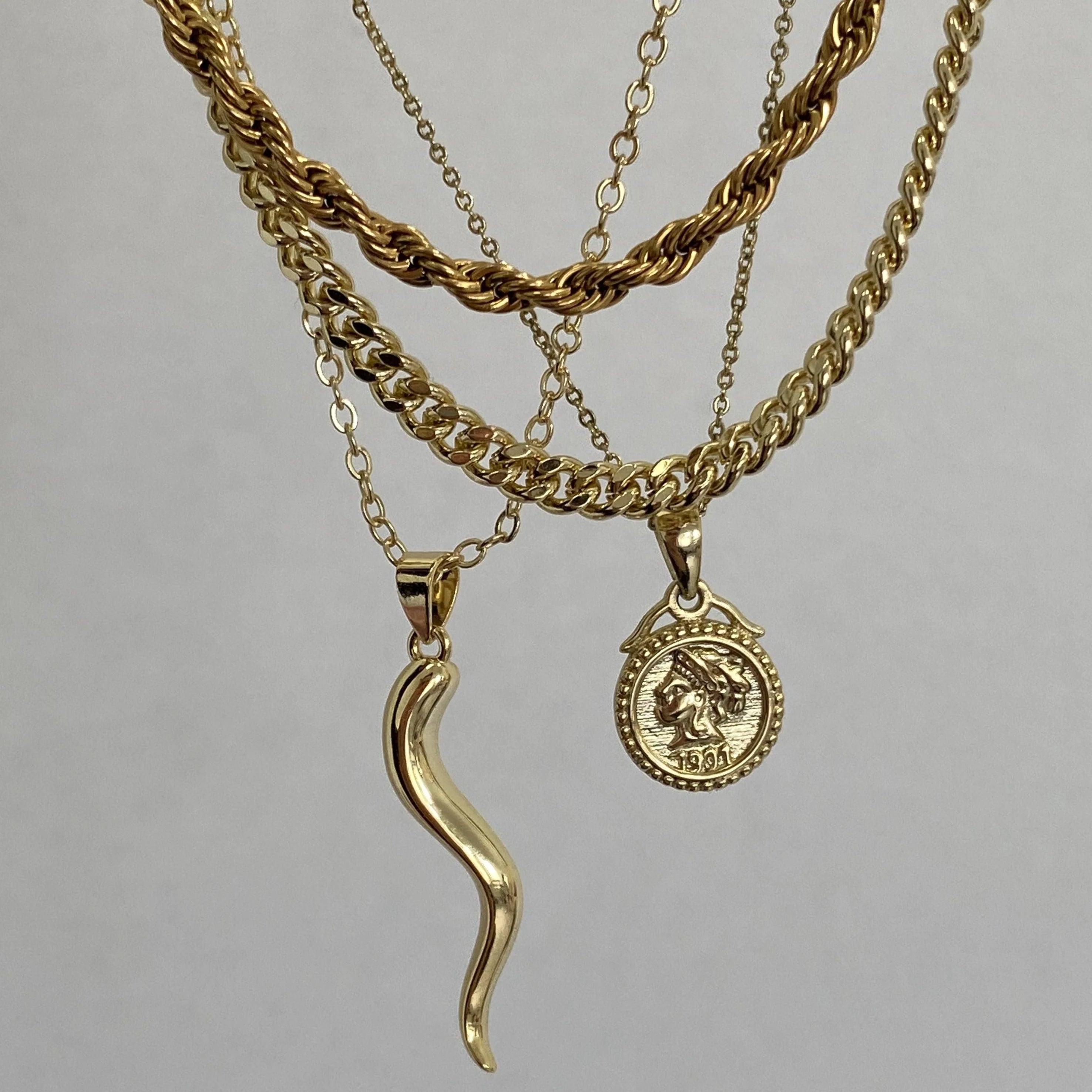 Portafortuna Necklace - Image 3